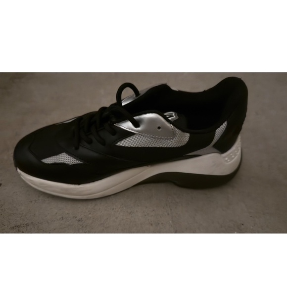 Axel Arigato sneakers - Picture 2 of 3